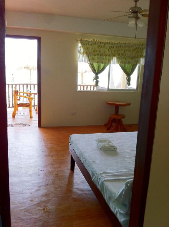 Beach Placid Resort And Restaurant Santa Fe  Room photo